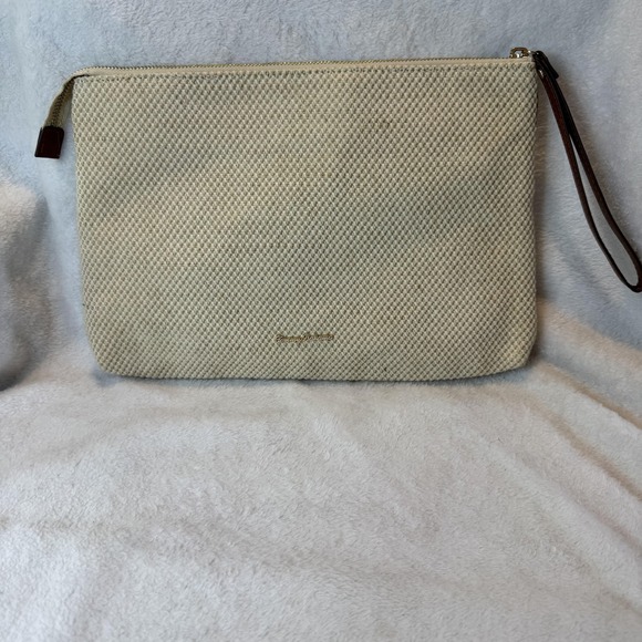 Tommy Bahama Wristlet Clutch Womens Beige Flamingo Embroidered Linen Zip Top - Picture 2 of 10
